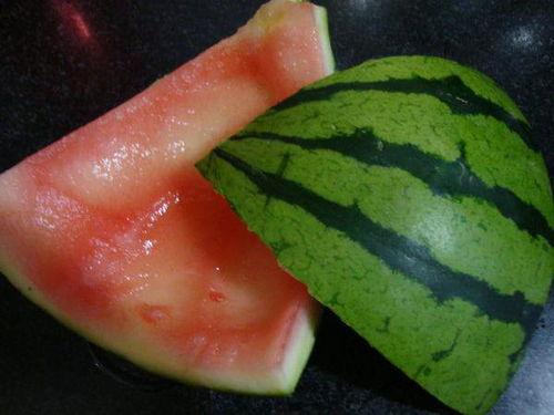 鸡吃大瓜,探寻农业生态循环的奇妙之旅