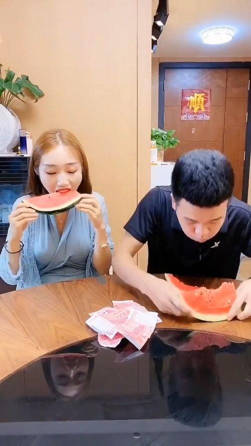 吃瓜是洗脸吗,吃瓜也能洗脸？揭秘日常生活中的神奇用途